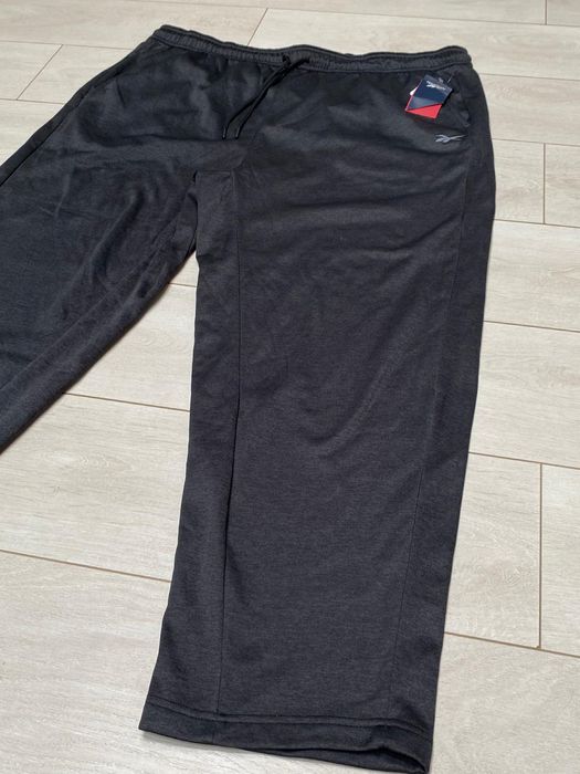 Pantaloni de trening bărbați nou cu etichetă Reebok, XXL