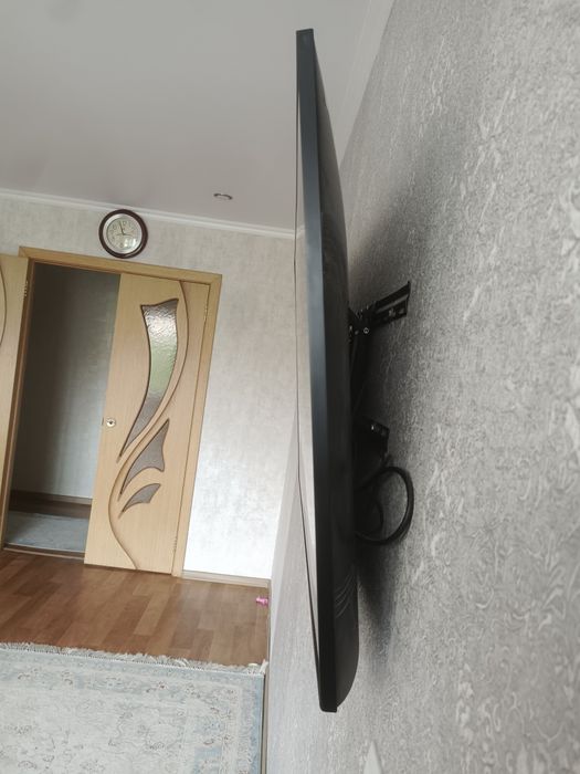 Телевизор Samsung Q60