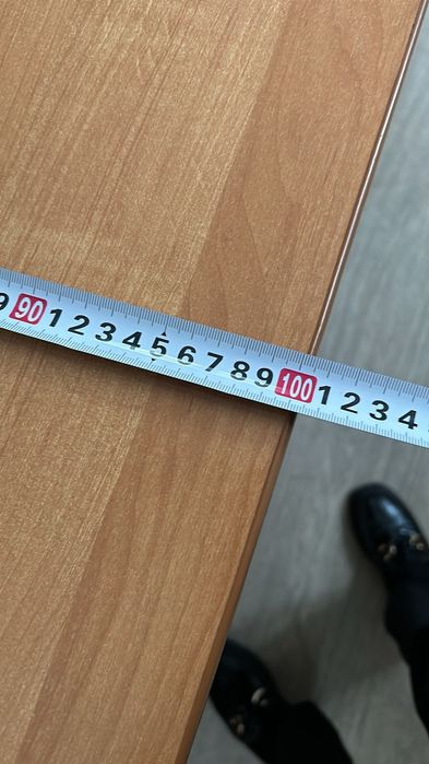 Стол журнальный ширина 100 см. Длина 270 см.