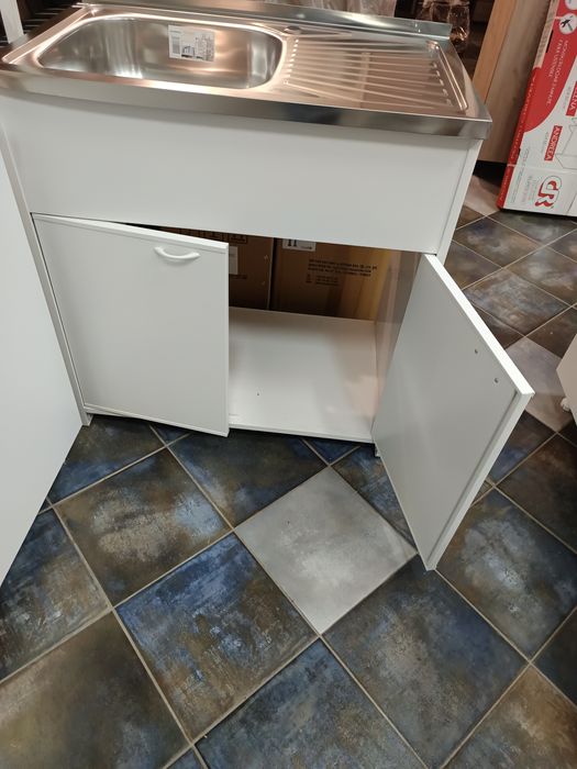 Нов кухненски шкаф с мивка 80/50 от ПВС