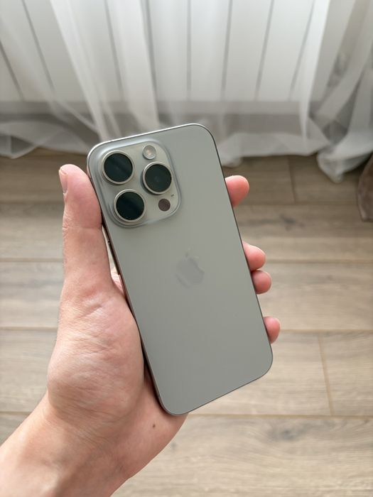 Продам iPhone 15PRO 128гб