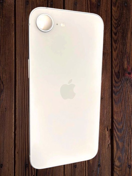 iPhone 16e 128GB – Alb – Baterie 100%