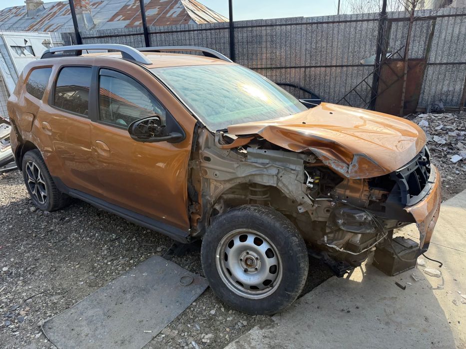 Dacia Duster 1.3 benzina 150 cp climatronic navi jenti