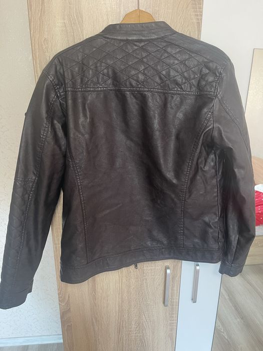 Кожено яке Guess оригинално