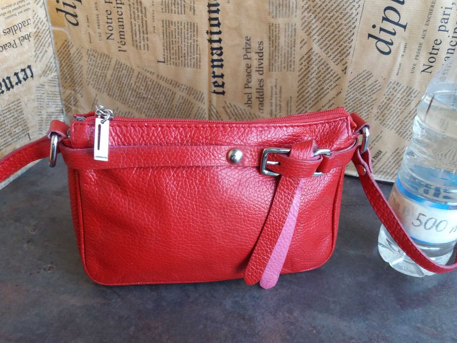 дамска чанта,малка червена,кожена чантичка-естествена кожа
