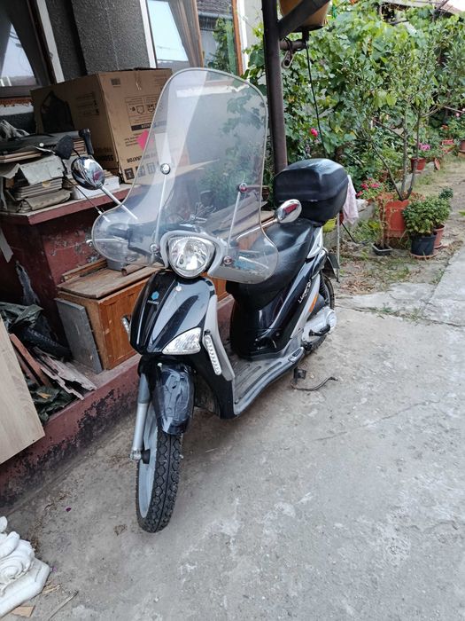 Scuter Piaggio liberti 50 CC , înmatriculat.