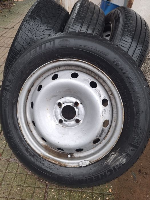 Зимни Гуми 195/65 Michelin 15-ки