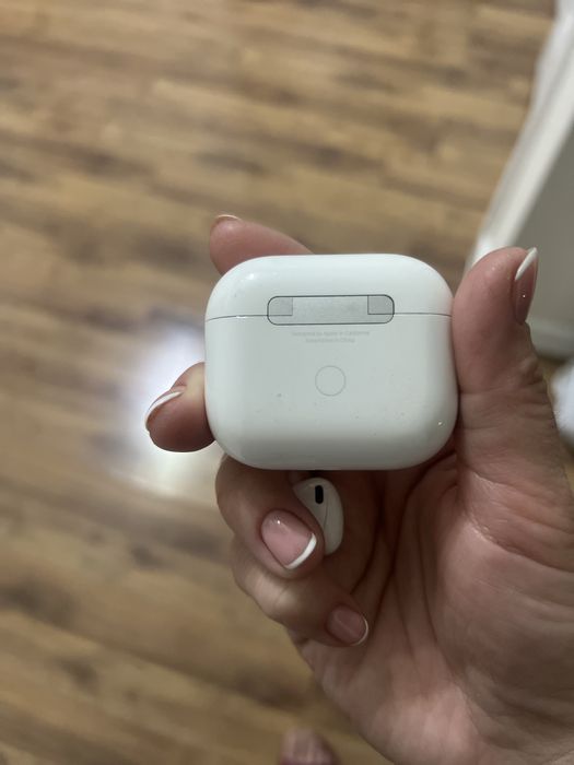 Кейс от air pods 3 оригинал