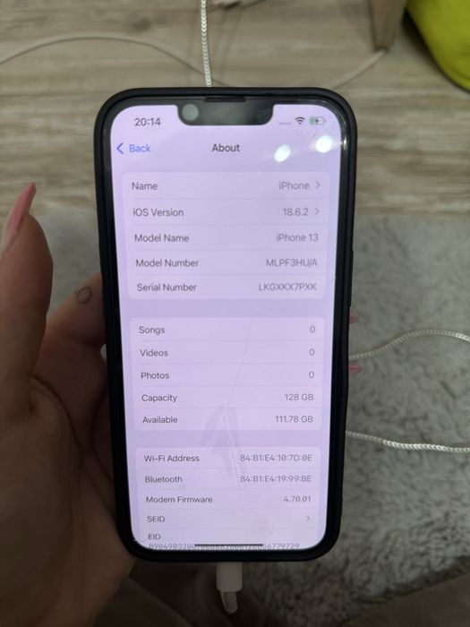 Продавам iPhone 13 128bg