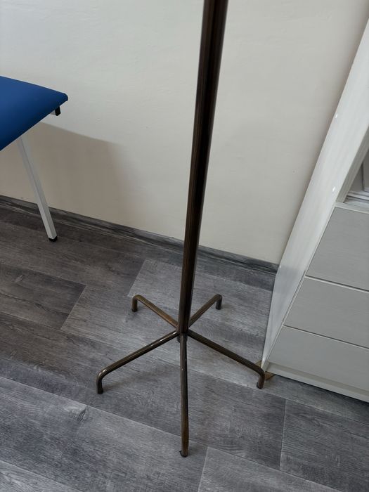 Вешалка для верхней одежды