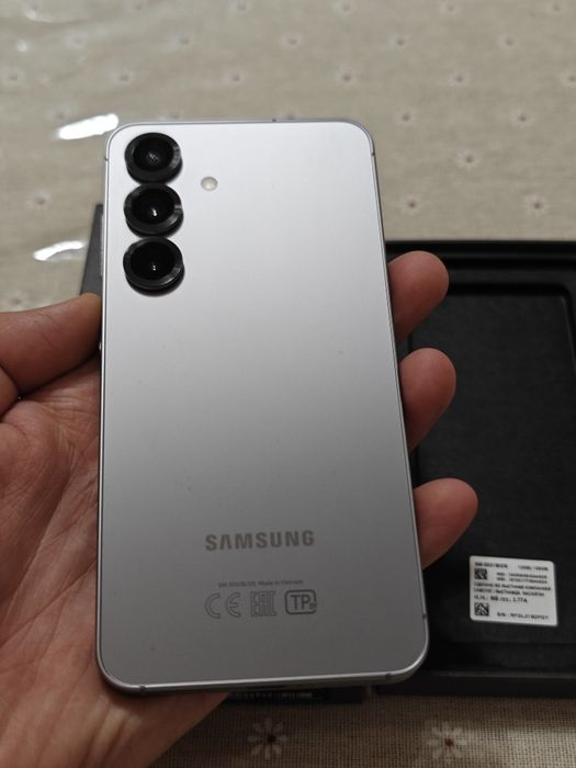 Samsung S25 128Gb идеальный