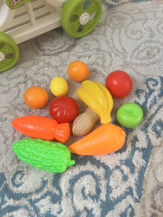 Продам тележку с овощами