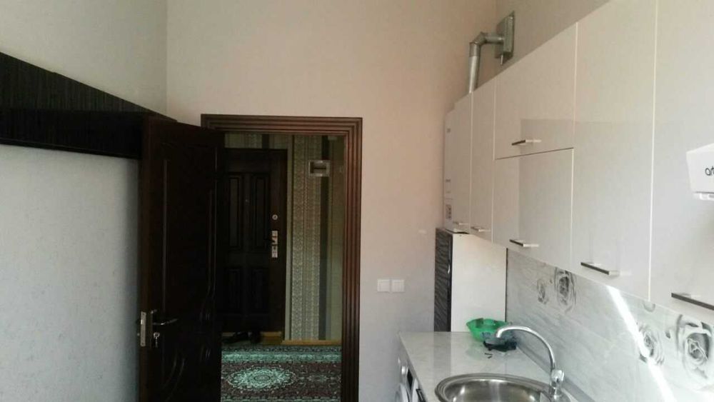 Срочно!!! Продается 1 ком на Яшнабадском р-н, Улица Илтифот, 4 станция