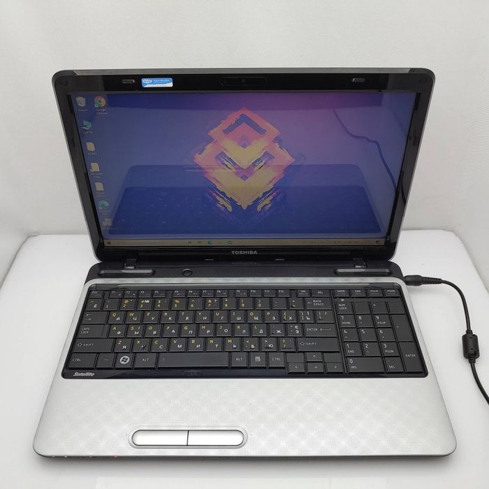 Продам ноутбук toshiba core i5