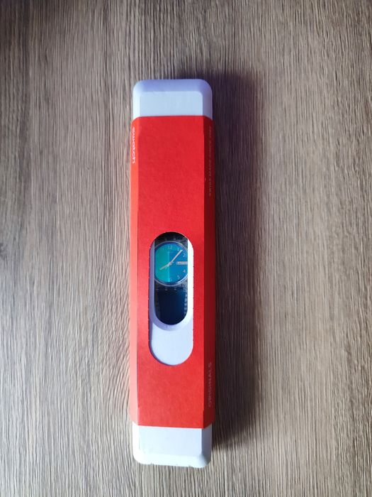 Часовник Swatch Blue Away SO28K700