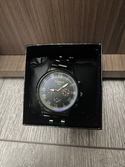 Продам часы Tissot 1853