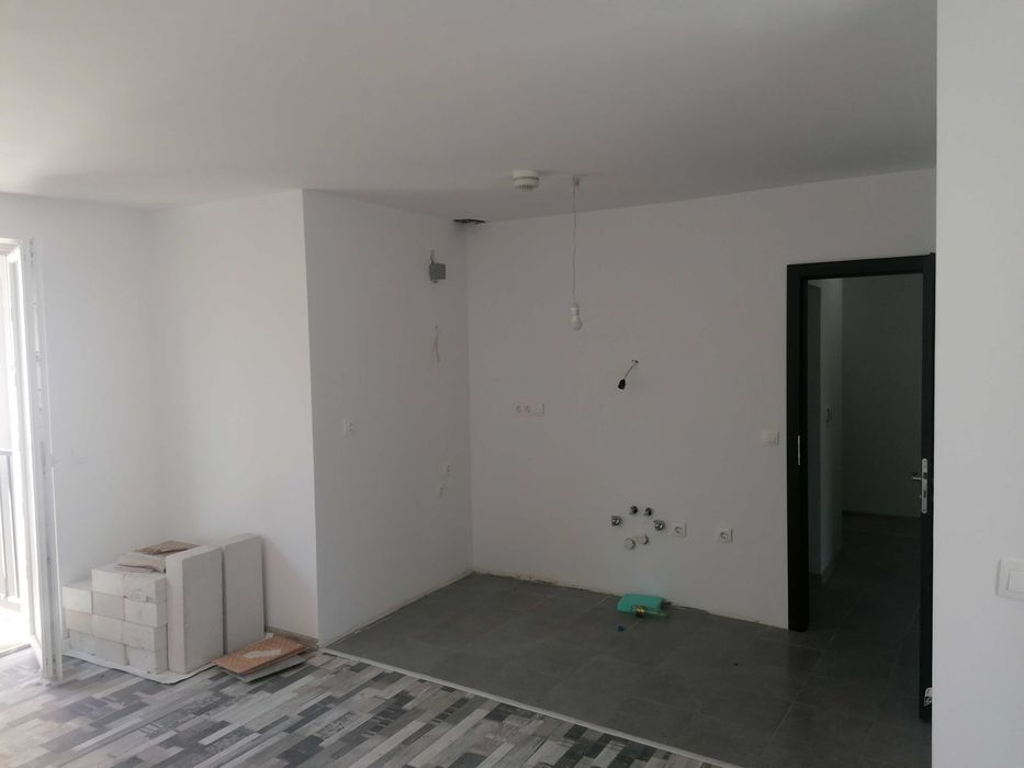 Продава се Двустаен апартамент в София, Надежда 2 - 72 кв.м за 1653 €/кв.м - Снимка #2