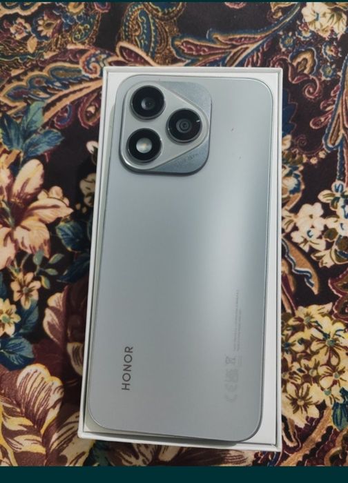 Honor 400 lite 8.256