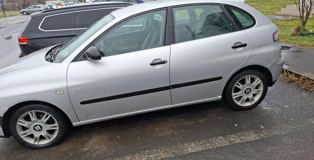 SEAT Ibiza 2002 — imagine 2
