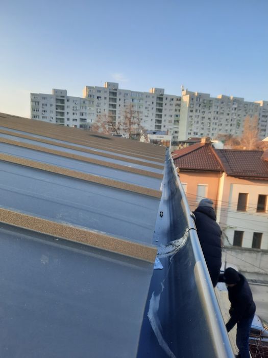 Monataj acoperisuri tigla metalica tigla dulgherie reparati acoperis