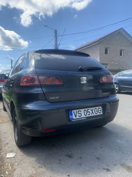 Vând Seat Ibiza 1.2 benzină, an 2004, în stare bună de funcționare