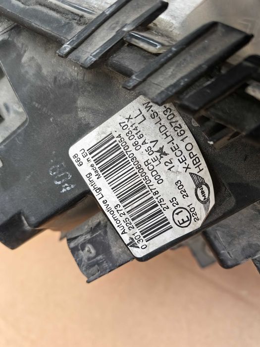 Фар за Mini Cooper R56 Xenon / Мини Купър Р56 Ксенон