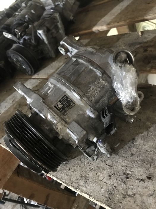 Компресор климатик бмв ф серия 2.0д bmw f 2.0d