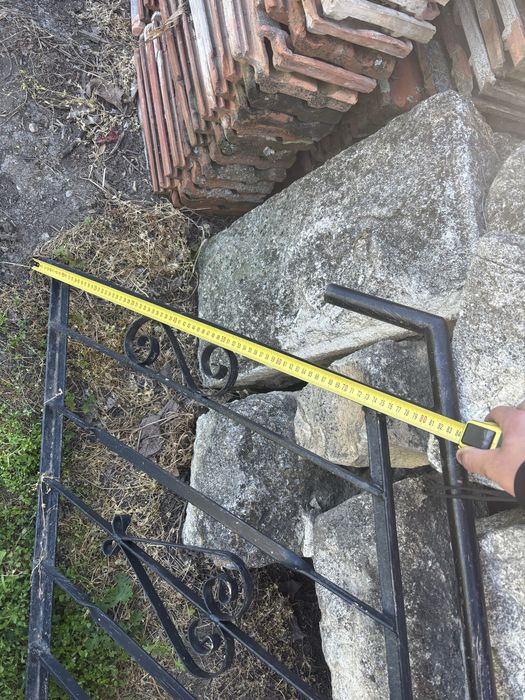 Железен Парапет