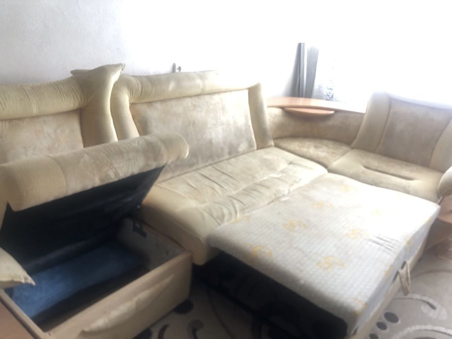 Продам диван,СРОЧНО