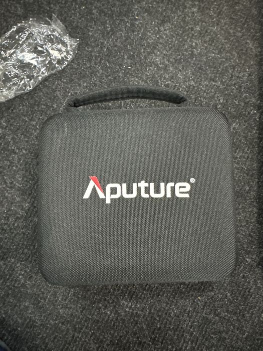 Свет APUTURE APA0229A10 MC Pro