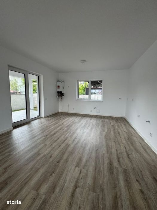Casa Premium Parter | Stil Mediteranean | 3 Dormitoare | Curte Amenaja