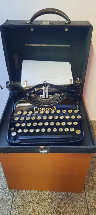 Mașină de scris Corona No.4  diacritice Chirilice