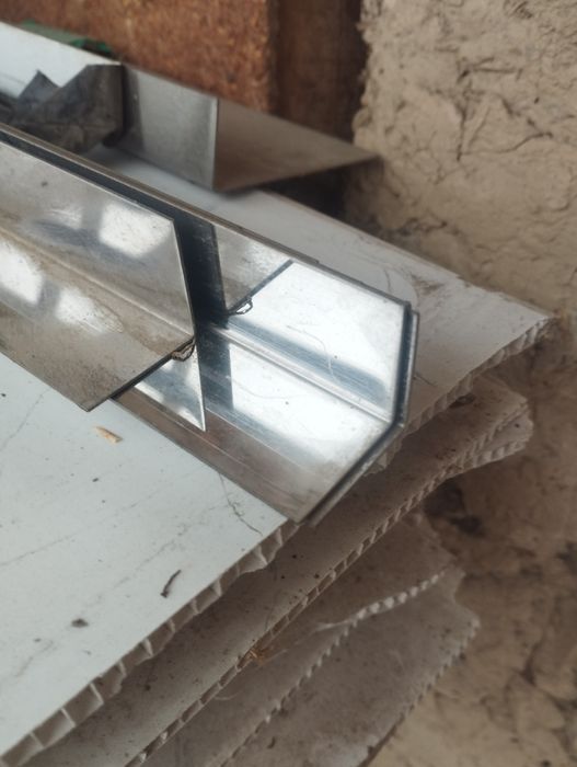 Угольники нержавеющей стали