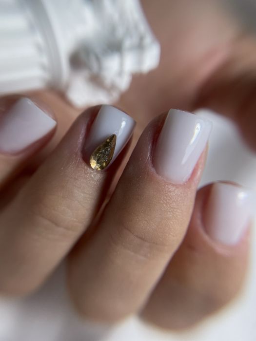 Manichiura profesionala si oja semi in Tg Mures-calitate, rezistenta