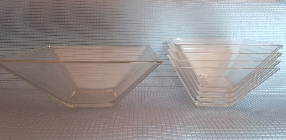 Продам набор салатниц