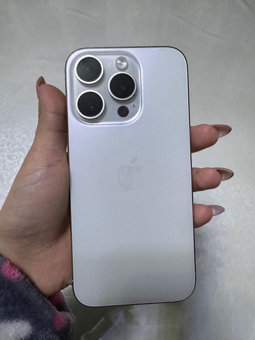 iPhone 15Pro 256гб