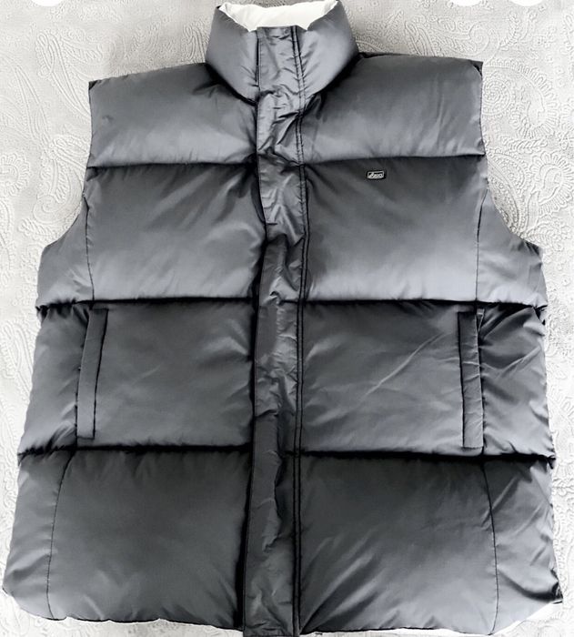 ASICS. Два елека в един (M размер). ПРОМО оферта до 14/02/2026