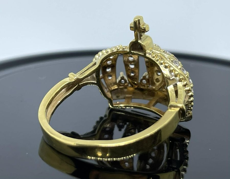 Сребърен пръстен с бели Сапфири