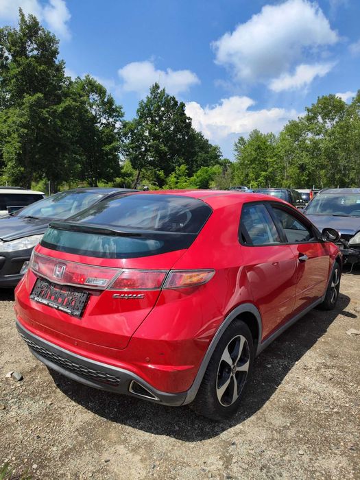 Honda Civic 8th 1.4i 83кс на части / Хонда Сивик
