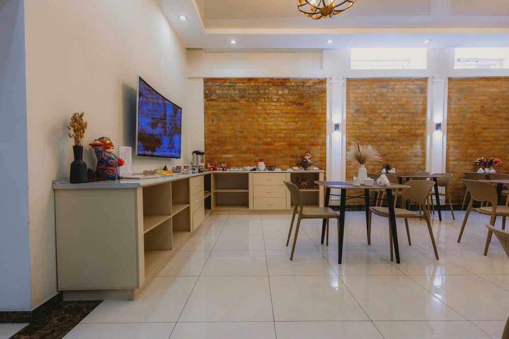 City Hotel (Сити Отель)