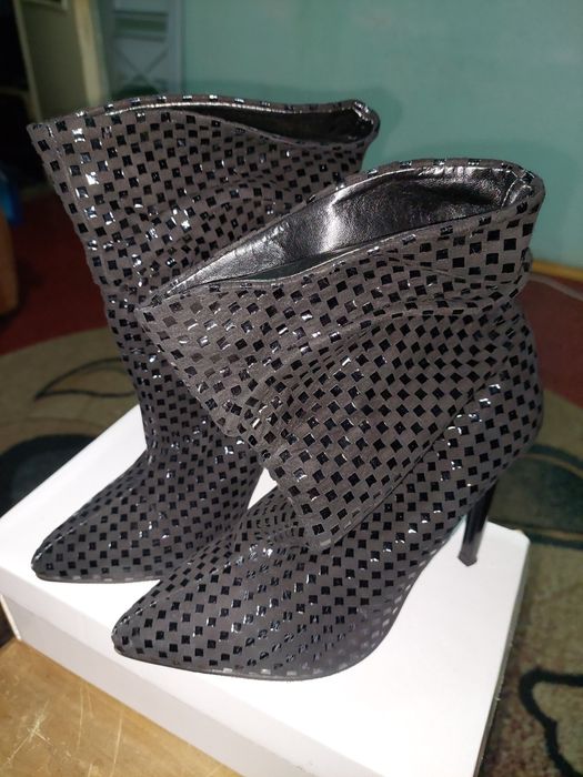 Ghete damă superbe piele naturală