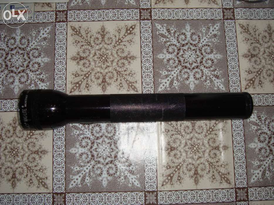 Lanterna maglite cu led