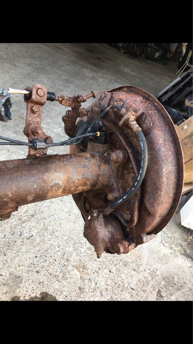 Punte Spate cu Blocant Toyota LandCruiser J90. 3.0D 1997-2002