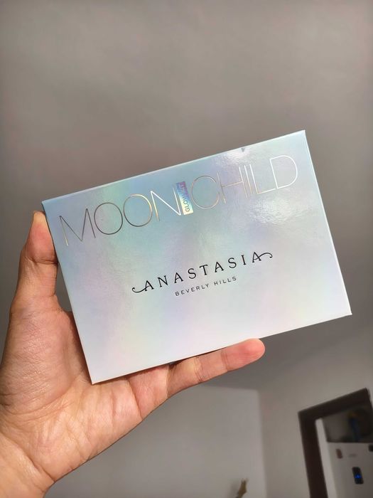 Trusa machiaj Anastasia