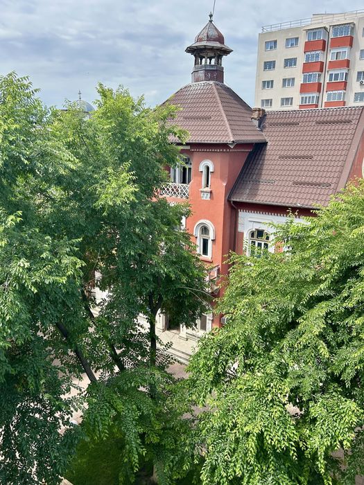 Apartament 3 camere ultracentral – vedere dublă