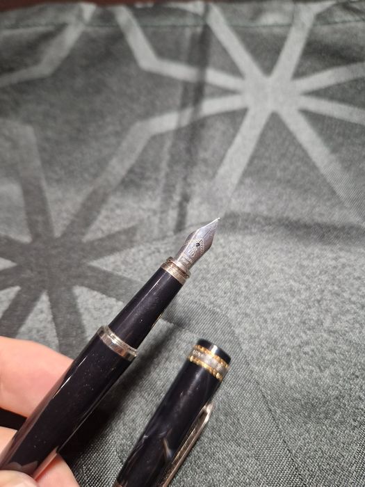 Уникална антикварна френска писалка Laguiole