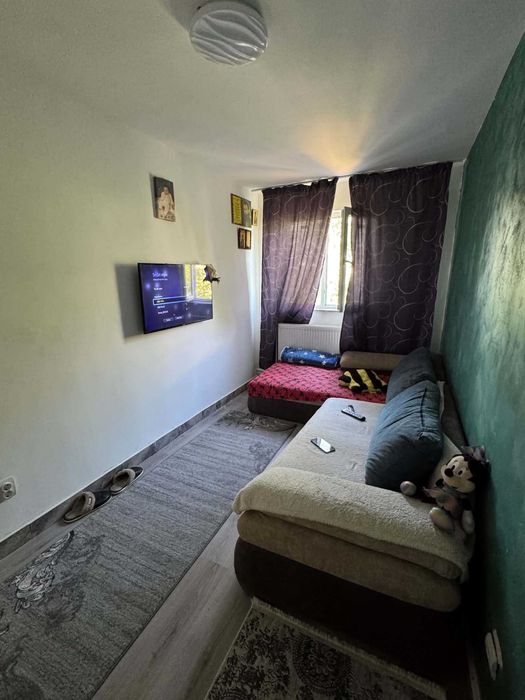 Vand Apartament 4 camere