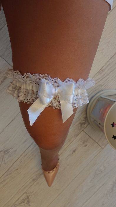 Jartiera mireasa NOUA hand made 100% in Romania Bridal garter