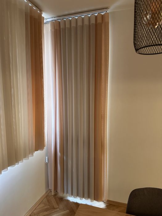 Щори тип завеса/перде за прозорец и врата