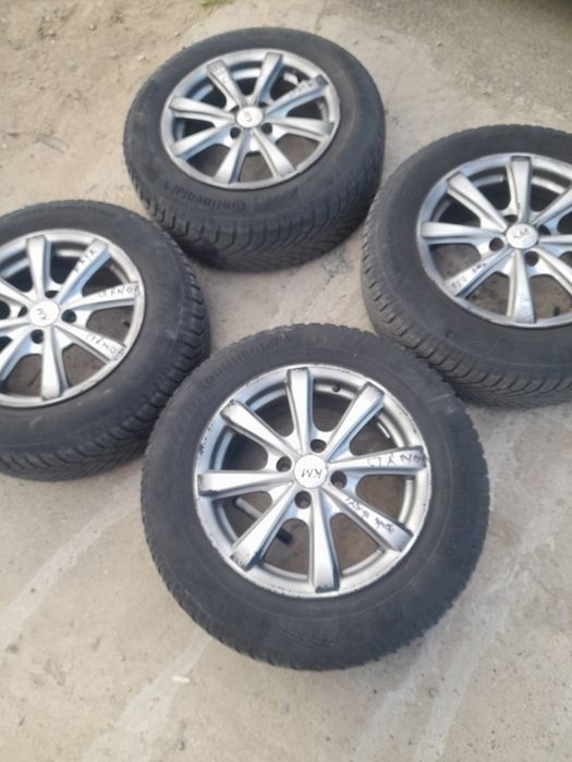 Vând anvelope 195 60 15 în patru prezoane de Opel